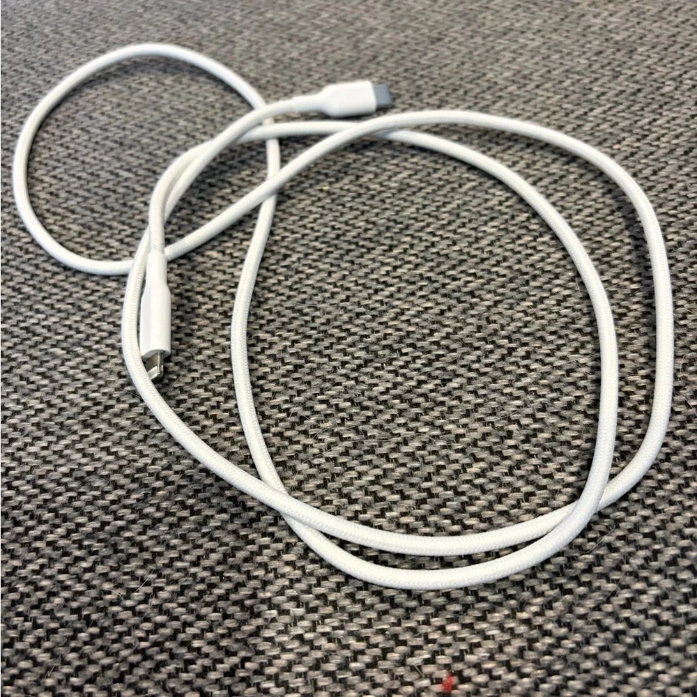 Apple USB-C To Lightning Cable